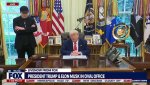 Gali būti ‎2 žmonės, Ovalusis kabinetas ir ‎tekstas „‎LIVE ACORPS ORPS 6PHKcE S PACE SPACE ORCE ل PIf 타음 SiA O 96.6k+ LIVENOW FROM FOX FOX PRESIDENT TRUMP &amp; ELON MUSK IN OFFICE 1:59PME ET 1:59 IVENOW MINNEAPOLIS HAZE 73° LIVENOW NEW ORLEANS CLOUDY 89° LIVENO CURRENT TEMPS‎“‎‎ vaizdas