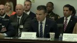 Gali būti 4 žmonės ir tekstas „大大大 uS H-140 THE HONORABL PETE PETEHEGSETH HEGSETH SECRETARY SECRETARYOFDEFE OF DEFENSE MRS.BRYN MRS. BRYN MRS.BRYNMACDONNEI MACDONNEI PTDO UNDER PIDOUNDERSECRETAR SECRETAR OF DEFENSE (COMPTROLLER)/CFO (COMP“ vaizdas