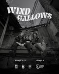 Gali būti 2 žmonės ir tekstas „WIND GALLOWS RUGPJÜČIO 2 2D. RUGPJ ÚČIO DÜMY G.5 G. 5 FASRIEAS TABEIKAS 6G CLUB RADIO บต F Vilniaus naktinis biuras“ vaizdas